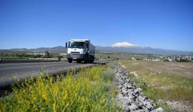 Başkan Büyükkılıç: “Kırsala 43.7 milyon TL’lik daha ulaşım yaptık”