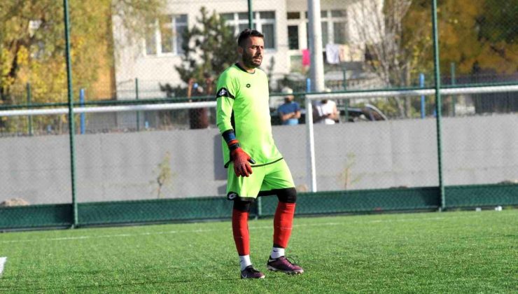 Kaleci Baykal Altay Futbol Kariyerini Sonlandırdı
