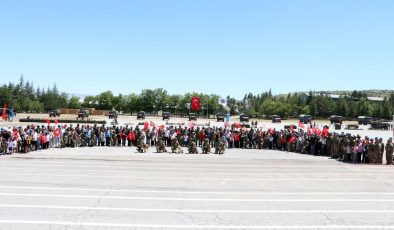 Kara Kuvvetleri’nin 2235’inci Yıl Dönümü Kayseri’de Törenle Kutlandı