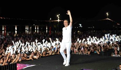 İskenderun’da Çelik rüzgarı esti