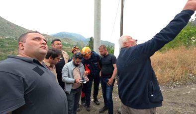 Kayalık alanda mahsur kalan genç, AFAD’ın 2 saatlik operasyonuyla kurtarıldı