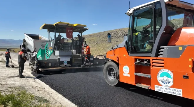 Kayseri Büyükşehir’den İncesu Kırsalına 17,5 Milyon TL’lik Sıcak Asfalt Yatırımı